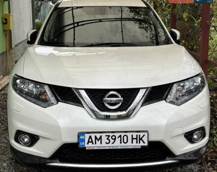 Белый Ниссан ИксТрейл, объемом двигателя 1.6 л и пробегом 43 тыс. км за 19500 $, фото 1 на Automoto.ua