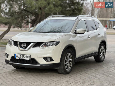 Ниссан ИксТрейл 2017 в Днепре (Днепропетровске) на Automoto.ua Белый Ниссан ИксТрейл, объемом двигателя 1.6 л и пробегом 170 тыс. км за 16600 $, фото 1 на Automoto.ua
