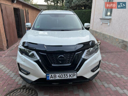 Білий Ніссан ІксТрейл, об'ємом двигуна 2.49 л та пробігом 130 тис. км за 16800 $, фото 1 на Automoto.ua