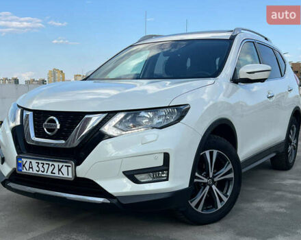 Белый Ниссан ИксТрейл, объемом двигателя 2 л и пробегом 47 тыс. км за 20500 $, фото 1 на Automoto.ua