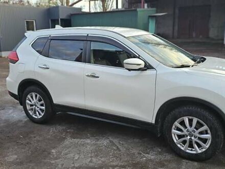 Ниссан ИксТрейл 2019 в Житомире на Automoto.ua Белый Ниссан ИксТрейл, объемом двигателя 1.6 л и пробегом 216 тыс. км за 17700 $, фото 1 на Automoto.ua