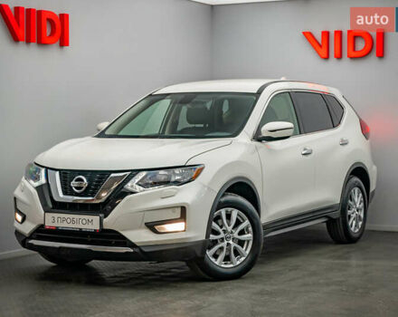 Белый Ниссан ИксТрейл, объемом двигателя 1.6 л и пробегом 141 тыс. км за 17810 $, фото 1 на Automoto.ua