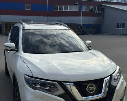 Белый Ниссан ИксТрейл, объемом двигателя 2.49 л и пробегом 23 тыс. км за 24000 $, фото 1 на Automoto.ua