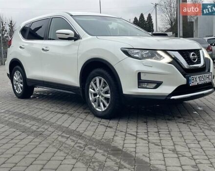 Білий Ніссан ІксТрейл, об'ємом двигуна 1.6 л та пробігом 92 тис. км за 17300 $, фото 1 на Automoto.ua