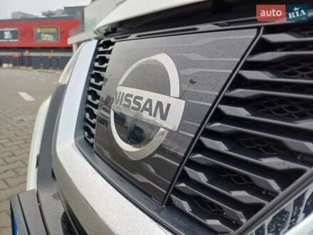 Білий Ніссан ІксТрейл, об'ємом двигуна 2.49 л та пробігом 63 тис. км за 24800 $, фото 1 на Automoto.ua