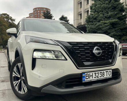 Белый Ниссан ИксТрейл, объемом двигателя 1.5 л и пробегом 37 тыс. км за 39000 $, фото 1 на Automoto.ua