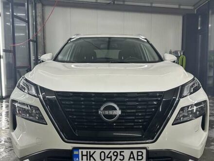 Белый Ниссан ИксТрейл, объемом двигателя 1.5 л и пробегом 26 тыс. км за 45000 $, фото 1 на Automoto.ua