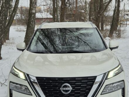 Белый Ниссан ИксТрейл, объемом двигателя 1.5 л и пробегом 26 тыс. км за 30755 $, фото 1 на Automoto.ua