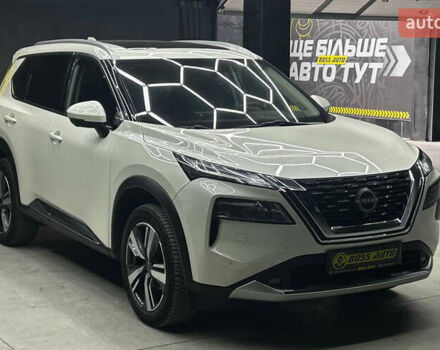Белый Ниссан ИксТрейл, объемом двигателя 1.5 л и пробегом 67 тыс. км за 36000 $, фото 1 на Automoto.ua