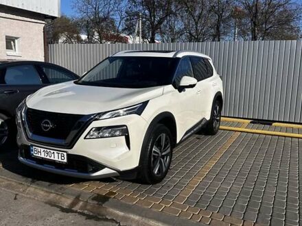 Ніссан ІксТрейл 2023 у Измаиле на Automoto.ua Білий Ніссан ІксТрейл, об'ємом двигуна 1.5 л та пробігом 20 тис. км за 37000 $, фото 1 на Automoto.ua