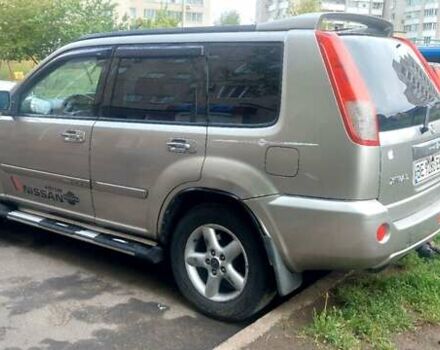 Бежевый Ниссан ИксТрейл, объемом двигателя 2 л и пробегом 375 тыс. км за 5500 $, фото 3 на Automoto.ua