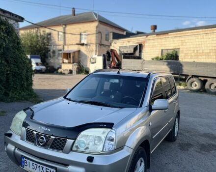 Бежевий Ніссан ІксТрейл, об'ємом двигуна 2.5 л та пробігом 240 тис. км за 5500 $, фото 2 на Automoto.ua