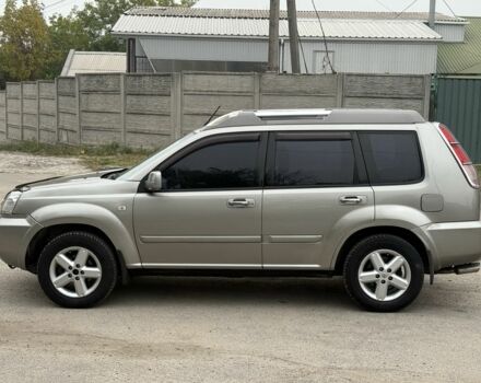 Бежевый Ниссан ИксТрейл, объемом двигателя 2.5 л и пробегом 265 тыс. км за 6000 $, фото 5 на Automoto.ua