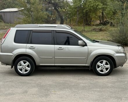 Бежевый Ниссан ИксТрейл, объемом двигателя 2.5 л и пробегом 265 тыс. км за 6000 $, фото 4 на Automoto.ua