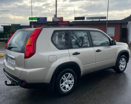 Бежевый Ниссан ИксТрейл, объемом двигателя 2 л и пробегом 282 тыс. км за 4000 $, фото 1 на Automoto.ua