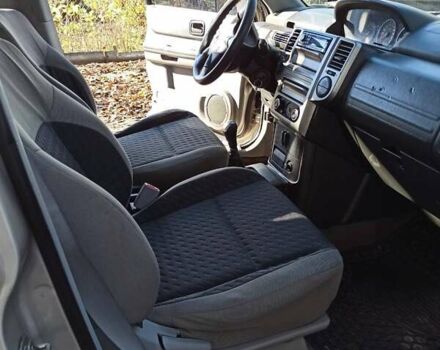 Бежевый Ниссан ИксТрейл, объемом двигателя 2.49 л и пробегом 283 тыс. км за 6000 $, фото 6 на Automoto.ua