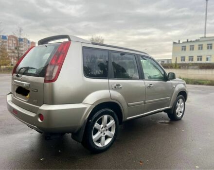 Бежевый Ниссан ИксТрейл, объемом двигателя 2 л и пробегом 177 тыс. км за 3771 $, фото 4 на Automoto.ua