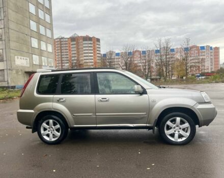 Бежевый Ниссан ИксТрейл, объемом двигателя 2 л и пробегом 177 тыс. км за 3771 $, фото 5 на Automoto.ua