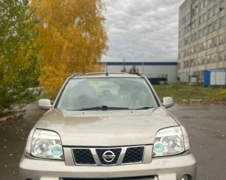 Бежевый Ниссан ИксТрейл, объемом двигателя 2 л и пробегом 177 тыс. км за 3771 $, фото 2 на Automoto.ua