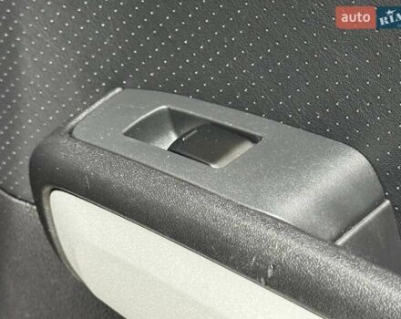 Бежевий Ніссан ІксТрейл, об'ємом двигуна 2 л та пробігом 173 тис. км за 8999 $, фото 42 на Automoto.ua