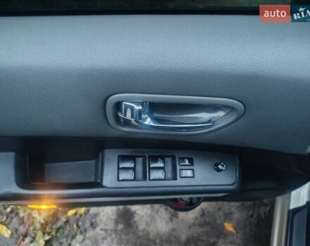 Бежевий Ніссан ІксТрейл, об'ємом двигуна 2 л та пробігом 183 тис. км за 9000 $, фото 18 на Automoto.ua