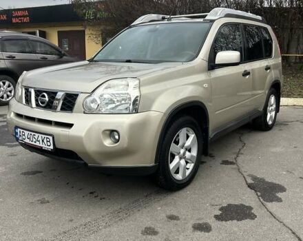 Бежевий Ніссан ІксТрейл, об'ємом двигуна 2 л та пробігом 247 тис. км за 9300 $, фото 2 на Automoto.ua