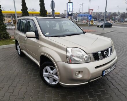 Бежевый Ниссан ИксТрейл, объемом двигателя 2 л и пробегом 289 тыс. км за 8300 $, фото 2 на Automoto.ua