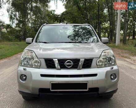 Бежевий Ніссан ІксТрейл, об'ємом двигуна 2 л та пробігом 173 тис. км за 8999 $, фото 1 на Automoto.ua