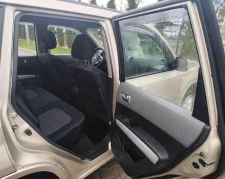 Бежевый Ниссан ИксТрейл, объемом двигателя 2 л и пробегом 289 тыс. км за 8300 $, фото 12 на Automoto.ua