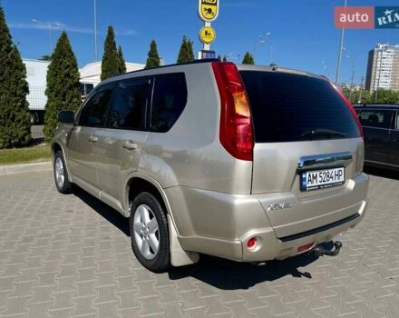Бежевый Ниссан ИксТрейл, объемом двигателя 2 л и пробегом 293 тыс. км за 7999 $, фото 6 на Automoto.ua