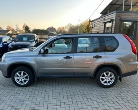 Бежевий Ніссан ІксТрейл, об'ємом двигуна 0 л та пробігом 220 тис. км за 2800 $, фото 2 на Automoto.ua