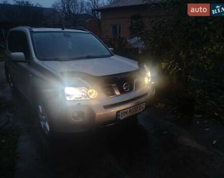 Бежевий Ніссан ІксТрейл, об'ємом двигуна 2 л та пробігом 183 тис. км за 9000 $, фото 1 на Automoto.ua