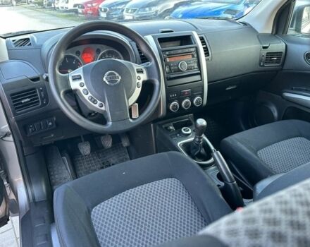 Бежевий Ніссан ІксТрейл, об'ємом двигуна 0 л та пробігом 220 тис. км за 2800 $, фото 5 на Automoto.ua