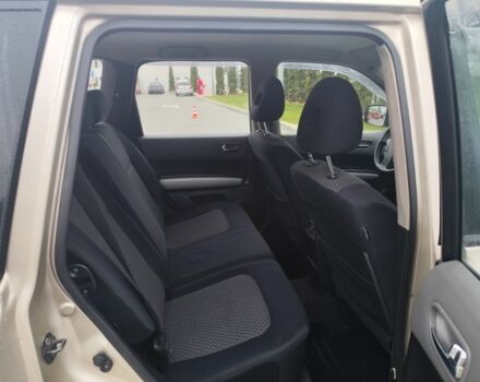 Бежевый Ниссан ИксТрейл, объемом двигателя 2 л и пробегом 289 тыс. км за 8300 $, фото 13 на Automoto.ua