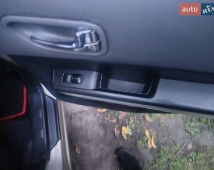 Бежевий Ніссан ІксТрейл, об'ємом двигуна 2 л та пробігом 183 тис. км за 9000 $, фото 35 на Automoto.ua