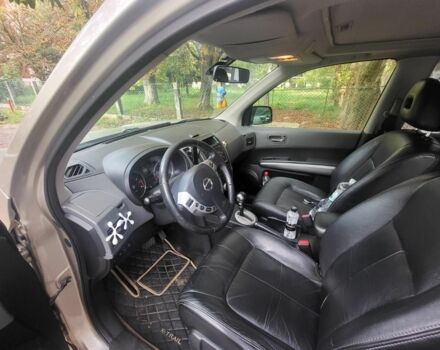 Бежевый Ниссан ИксТрейл, объемом двигателя 2 л и пробегом 240 тыс. км за 8000 $, фото 6 на Automoto.ua