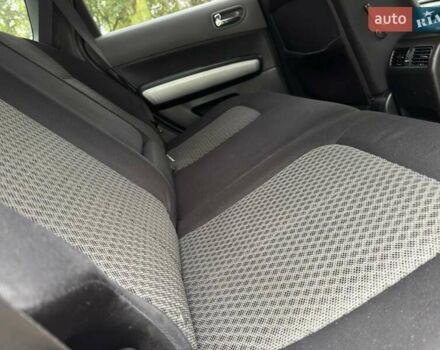 Бежевий Ніссан ІксТрейл, об'ємом двигуна 2 л та пробігом 173 тис. км за 8999 $, фото 44 на Automoto.ua