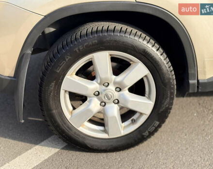 Бежевый Ниссан ИксТрейл, объемом двигателя 2 л и пробегом 232 тыс. км за 10900 $, фото 16 на Automoto.ua