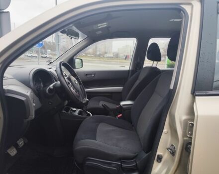 Бежевый Ниссан ИксТрейл, объемом двигателя 2 л и пробегом 289 тыс. км за 8300 $, фото 9 на Automoto.ua