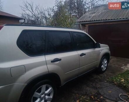 Бежевий Ніссан ІксТрейл, об'ємом двигуна 2 л та пробігом 183 тис. км за 9000 $, фото 5 на Automoto.ua