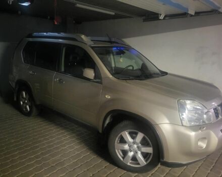 Бежевый Ниссан ИксТрейл, объемом двигателя 2 л и пробегом 240 тыс. км за 8000 $, фото 2 на Automoto.ua