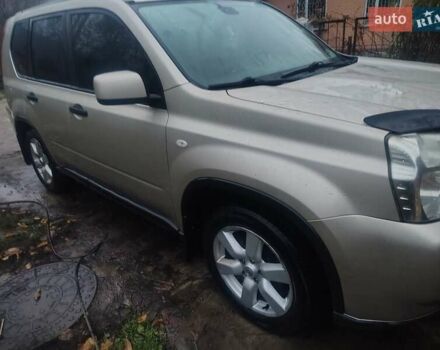 Бежевий Ніссан ІксТрейл, об'ємом двигуна 2 л та пробігом 183 тис. км за 9000 $, фото 4 на Automoto.ua