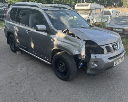 Бежевый Ниссан ИксТрейл, объемом двигателя 2 л и пробегом 63 тыс. км за 3700 $, фото 2 на Automoto.ua