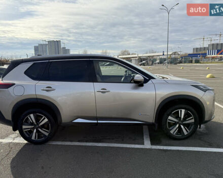 Бежевый Ниссан ИксТрейл, объемом двигателя 1.5 л и пробегом 24 тыс. км за 42200 $, фото 4 на Automoto.ua