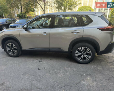 Бежевый Ниссан ИксТрейл, объемом двигателя 1.5 л и пробегом 26 тыс. км за 33500 $, фото 1 на Automoto.ua