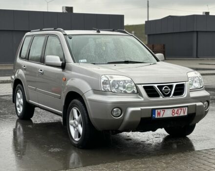 Бежевый Ниссан ИксТрейл, объемом двигателя 0 л и пробегом 285 тыс. км за 3900 $, фото 1 на Automoto.ua