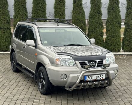 Бежевий Ніссан ІксТрейл, об'ємом двигуна 0 л та пробігом 228 тис. км за 3200 $, фото 1 на Automoto.ua