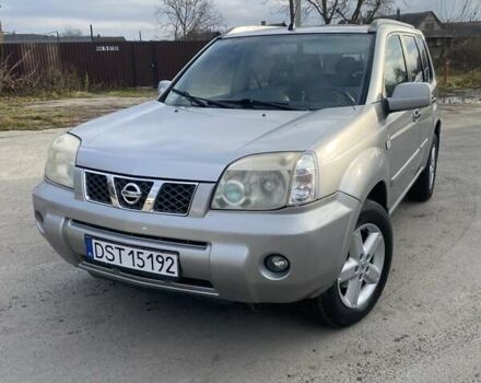 Бежевый Ниссан ИксТрейл, объемом двигателя 2.2 л и пробегом 230 тыс. км за 3499 $, фото 1 на Automoto.ua