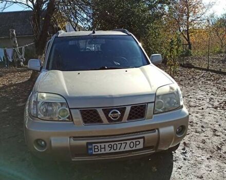 Бежевый Ниссан ИксТрейл, объемом двигателя 2.49 л и пробегом 283 тыс. км за 6000 $, фото 1 на Automoto.ua