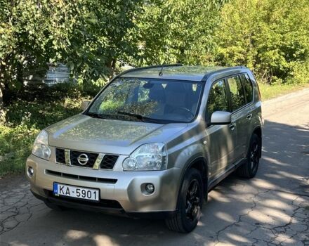 Бежевий Ніссан ІксТрейл, об'ємом двигуна 2 л та пробігом 270 тис. км за 4600 $, фото 1 на Automoto.ua